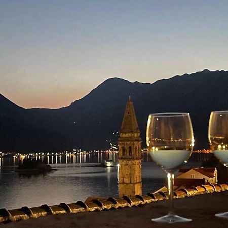 Ferienwohnung Old House Perast Exterior foto