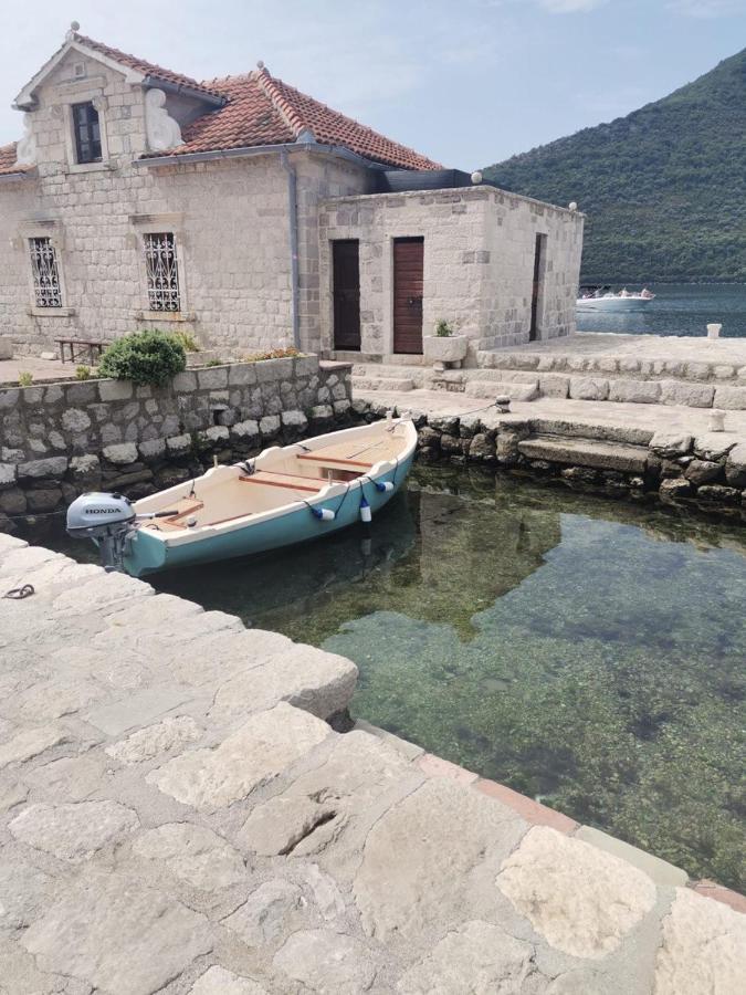 Ferienwohnung Old House Perast Exterior foto