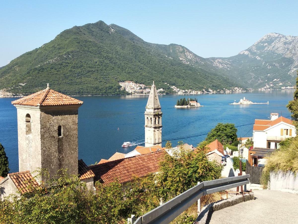 Ferienwohnung Old House Perast Exterior foto